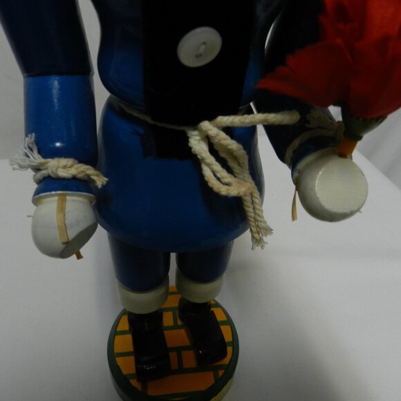 Kurt Adler WIZARD OF OZ Lion Scarecrow Tin Man Dorothy 14" Nutcrackers Set 4 Vtg - Picture 11 of 16